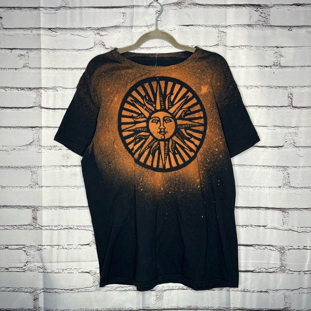 Gildan Unisex Black/Orange Bleach Sun Face Graphic Tee L Streetwear Festival Top